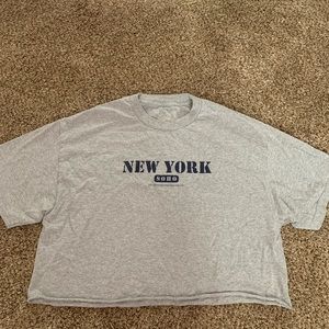 a really cute cropped t-shirt